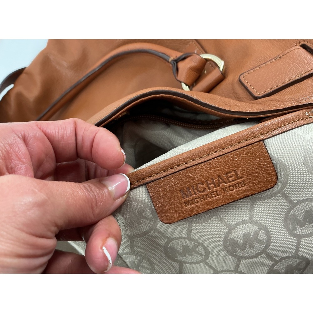 Michael Kors Hamilton Satchel Purse Cognac Leather Gold Hardware Top Handle bag - Picture 3 of 13